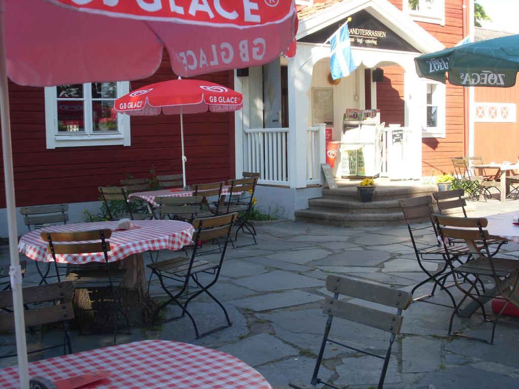 Strandterrassen Hostel Granna ภายนอก รูปภาพ